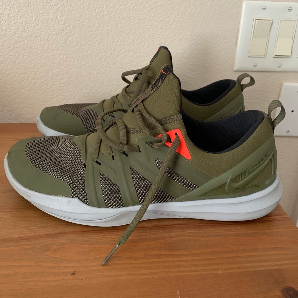 Nike victory elite trainer